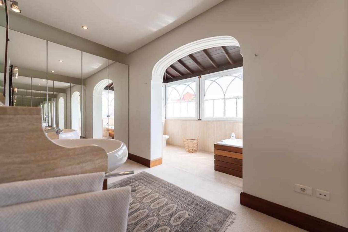 Amplia Villa De Lujo Con Piscina Climatizada Las Palmas de Gran Canaria Eksteriør billede