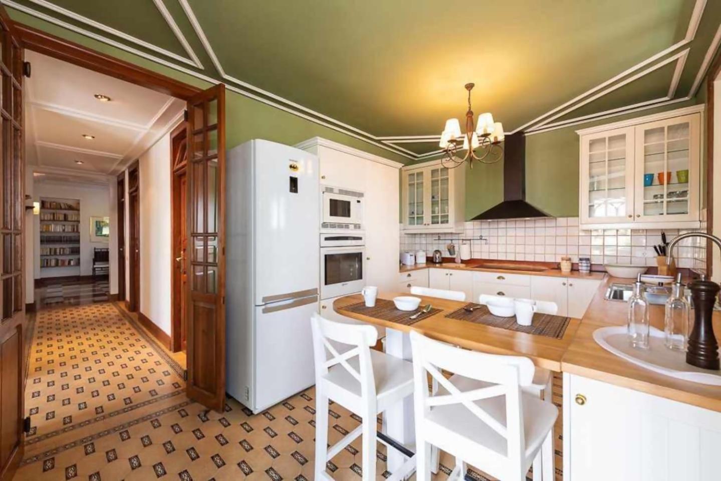 Amplia Villa De Lujo Con Piscina Climatizada Las Palmas de Gran Canaria Eksteriør billede