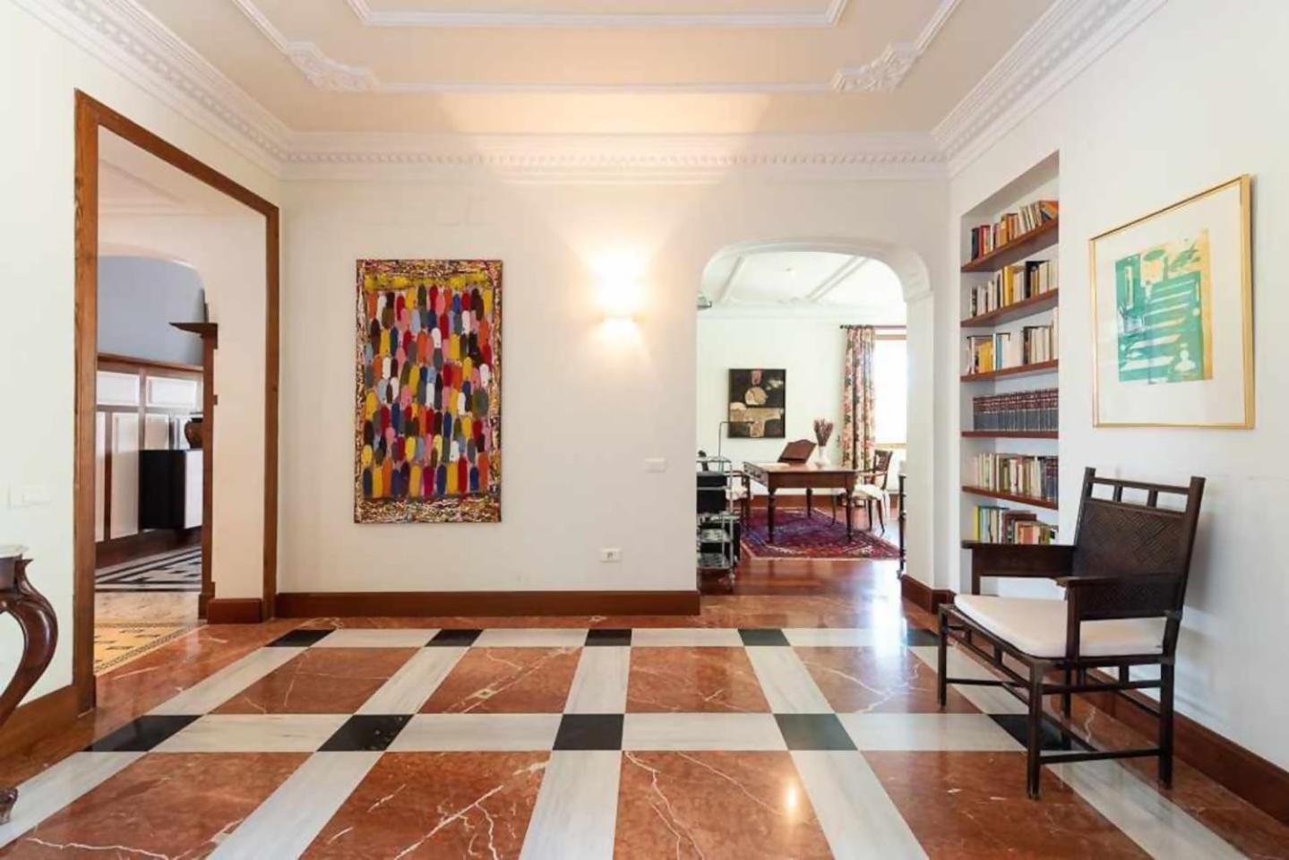 Amplia Villa De Lujo Con Piscina Climatizada Las Palmas de Gran Canaria Eksteriør billede